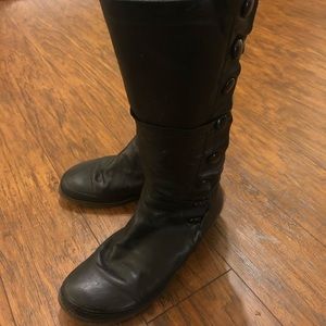 Mix Mooz black button boots